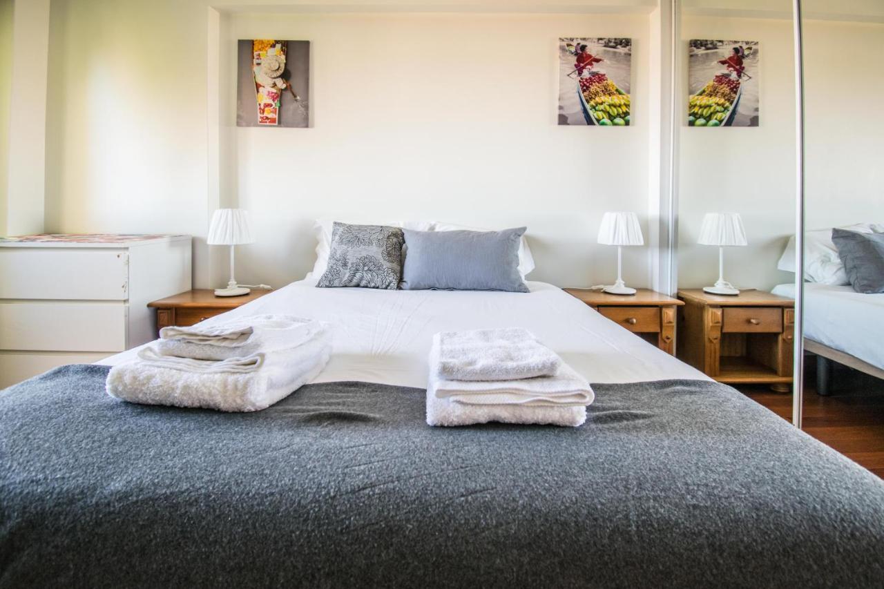 Enjoy Lisbon Cascais Sintra 1200 Metres To Metro Blue Line Sintra Rail Line Free Parking Appartement Amadora Buitenkant foto