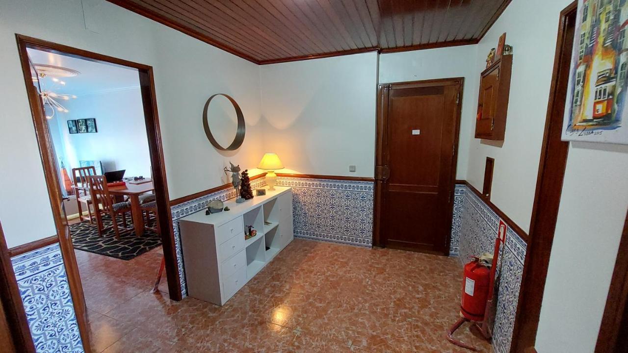 Enjoy Lisbon Cascais Sintra 1200 Metres To Metro Blue Line Sintra Rail Line Free Parking Appartement Amadora Buitenkant foto