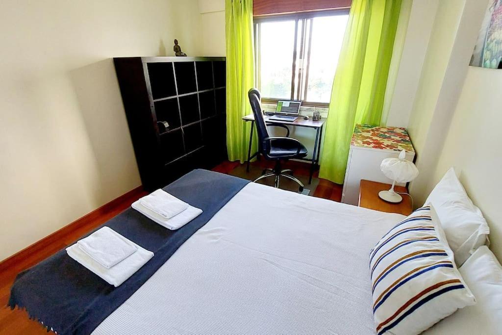 Enjoy Lisbon Cascais Sintra 1200 Metres To Metro Blue Line Sintra Rail Line Free Parking Appartement Amadora Buitenkant foto